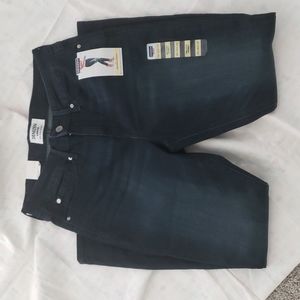 BNWT LEVI'S DENIZEN MID RISE SKINNY STRETCHABLE JEANS.